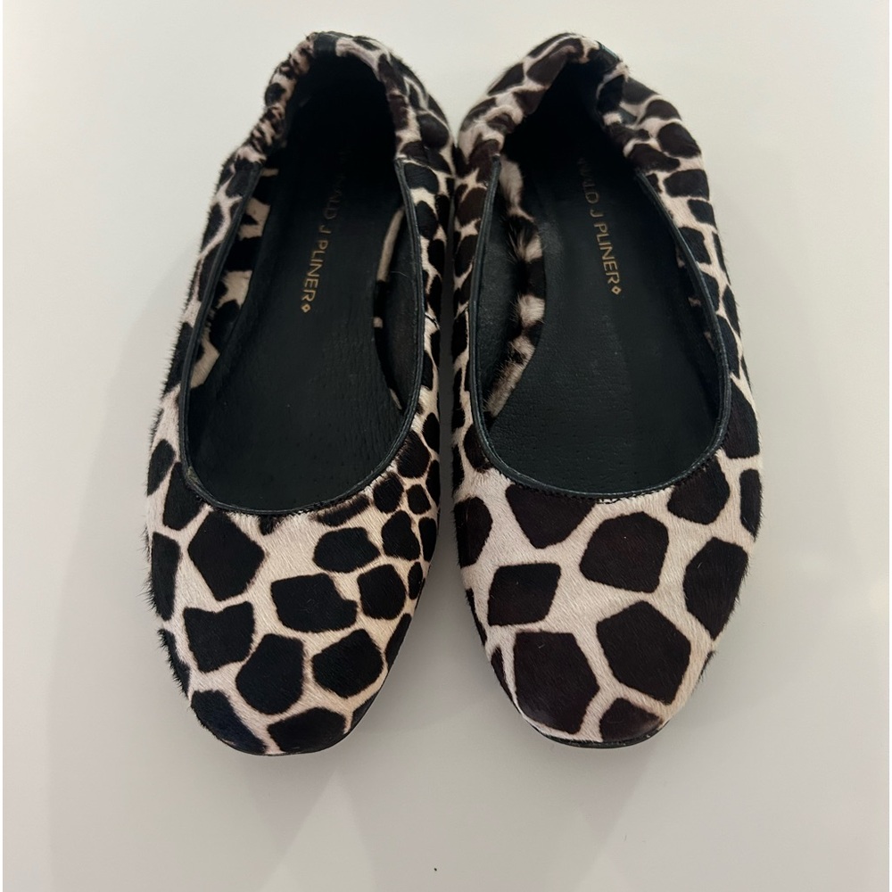 Donald Pilner faux fur ballet flats 6.5